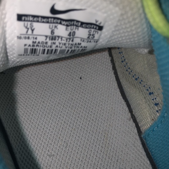 Lime Green and Blue Nike Air Max - Picture 13 of 14